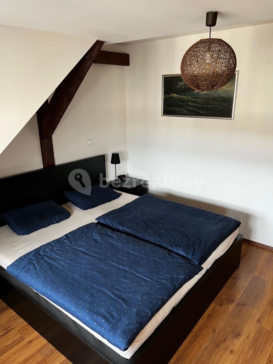 2 bedroom with open-plan kitchen flat to rent, 80 m², Kovářská, Prague, Prague 2 bedroom with open-plan kitchen flat to rent, 80 m², Kovářská, Prague, Prague