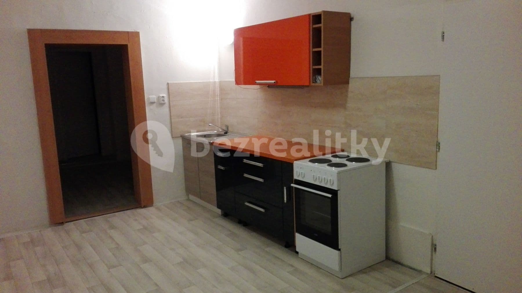1 bedroom with open-plan kitchen flat to rent, 38 m², Táborská, Brno, Jihomoravský Region 1 bedroom with open-plan kitchen flat to rent, 38 m², Táborská, Brno, Jihomoravský Region