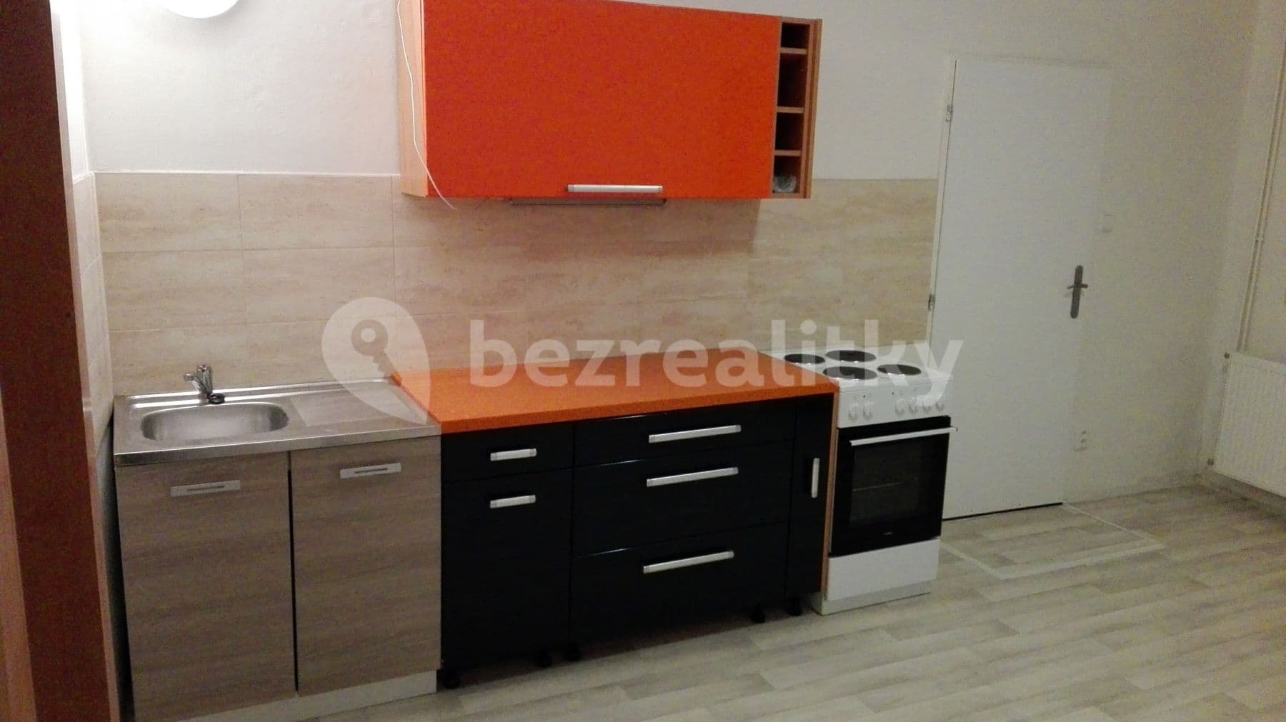 1 bedroom with open-plan kitchen flat to rent, 38 m², Táborská, Brno, Jihomoravský Region 1 bedroom with open-plan kitchen flat to rent, 38 m², Táborská, Brno, Jihomoravský Region