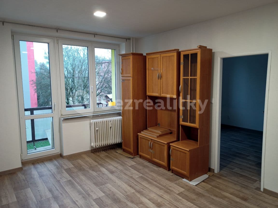 3 bedroom flat to rent, 61 m², Školní, Tachov, Plzeňský Region