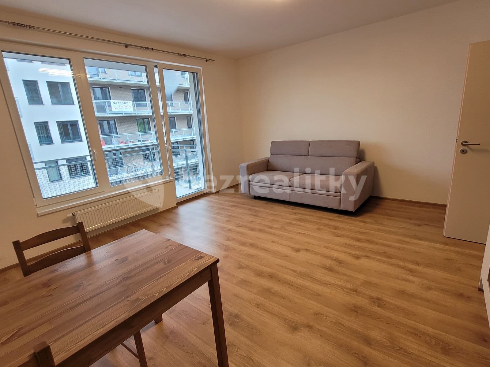 Studio flat to rent, 43 m², Čerpadlová, Prague, Prague Studio flat to rent, 43 m², Čerpadlová, Prague, Prague