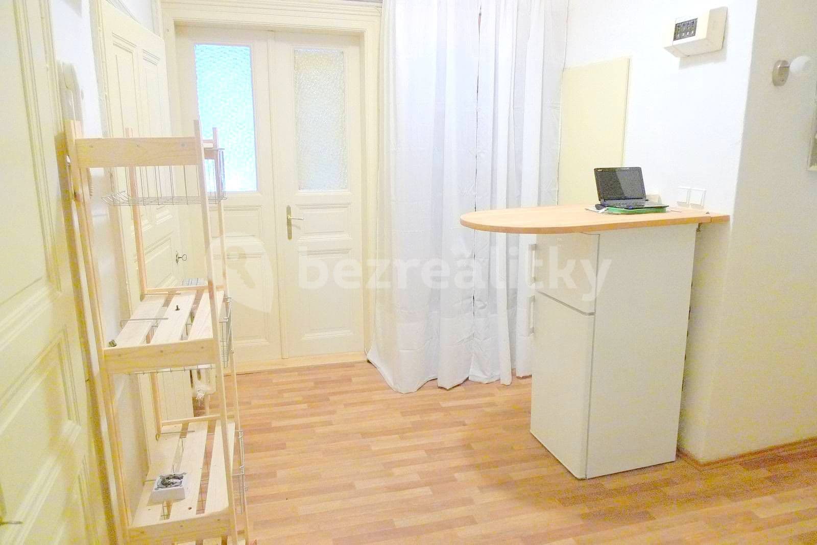 3 bedroom flat to rent, 21 m², Sochařská, Prague, Prague 3 bedroom flat to rent, 21 m², Sochařská, Prague, Prague