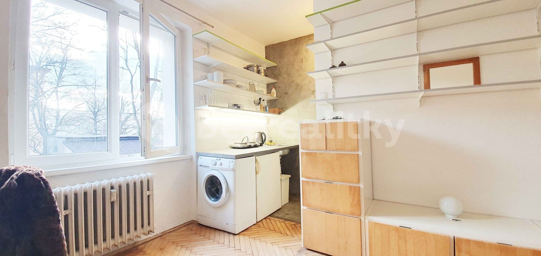 Small studio flat to rent, 20 m², Pod Lipami, Prague, Prague Small studio flat to rent, 20 m², Pod Lipami, Prague, Prague