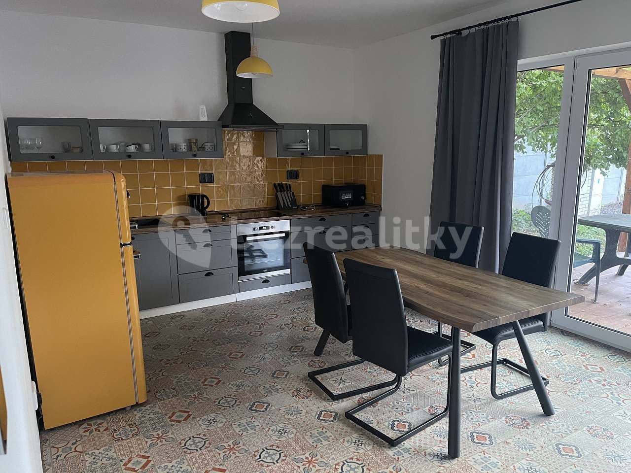 recreational property to rent, 0 m², Úmonín, Středočeský Region recreational property to rent, 0 m², Úmonín, Středočeský Region