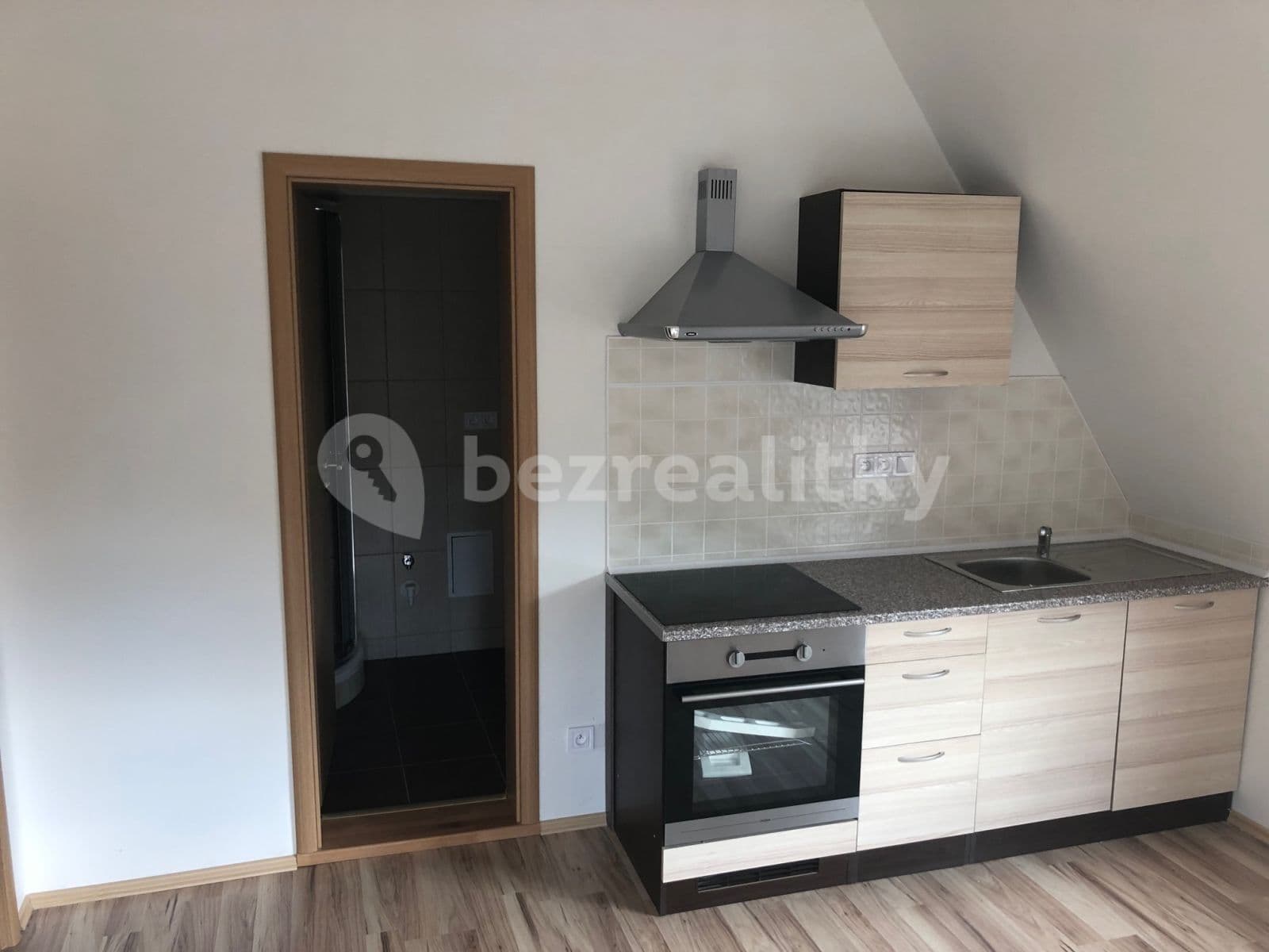 1 bedroom with open-plan kitchen flat to rent, 43 m², Úzká, Vejprty, Ústecký Region 1 bedroom with open-plan kitchen flat to rent, 43 m², Úzká, Vejprty, Ústecký Region