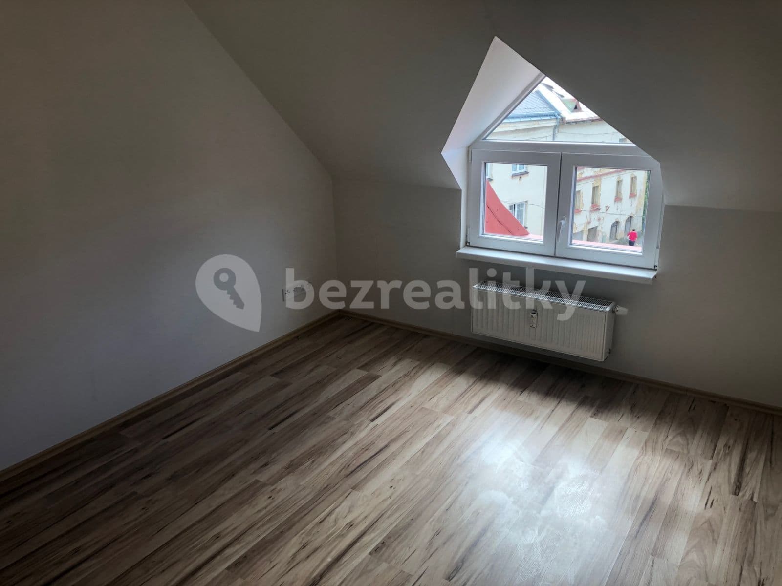 1 bedroom with open-plan kitchen flat to rent, 43 m², Úzká, Vejprty, Ústecký Region 1 bedroom with open-plan kitchen flat to rent, 43 m², Úzká, Vejprty, Ústecký Region
