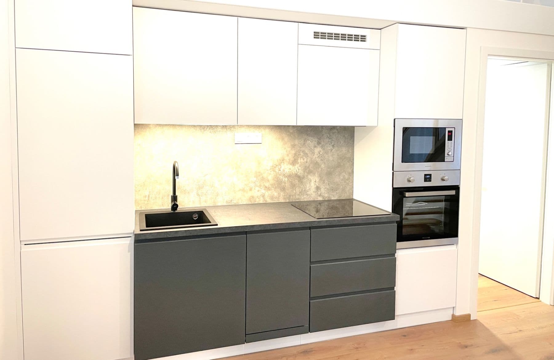 Studio flat to rent, 28 m², Legionářů, Prague, Prague Studio flat to rent, 28 m², Legionářů, Prague, Prague