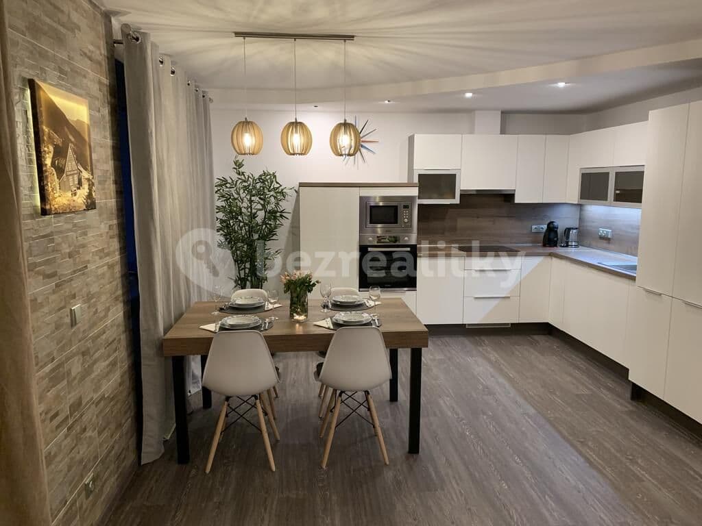 2 bedroom with open-plan kitchen flat to rent, 68 m², Špindlerův Mlýn, Královéhradecký Region 2 bedroom with open-plan kitchen flat to rent, 68 m², Špindlerův Mlýn, Královéhradecký Region