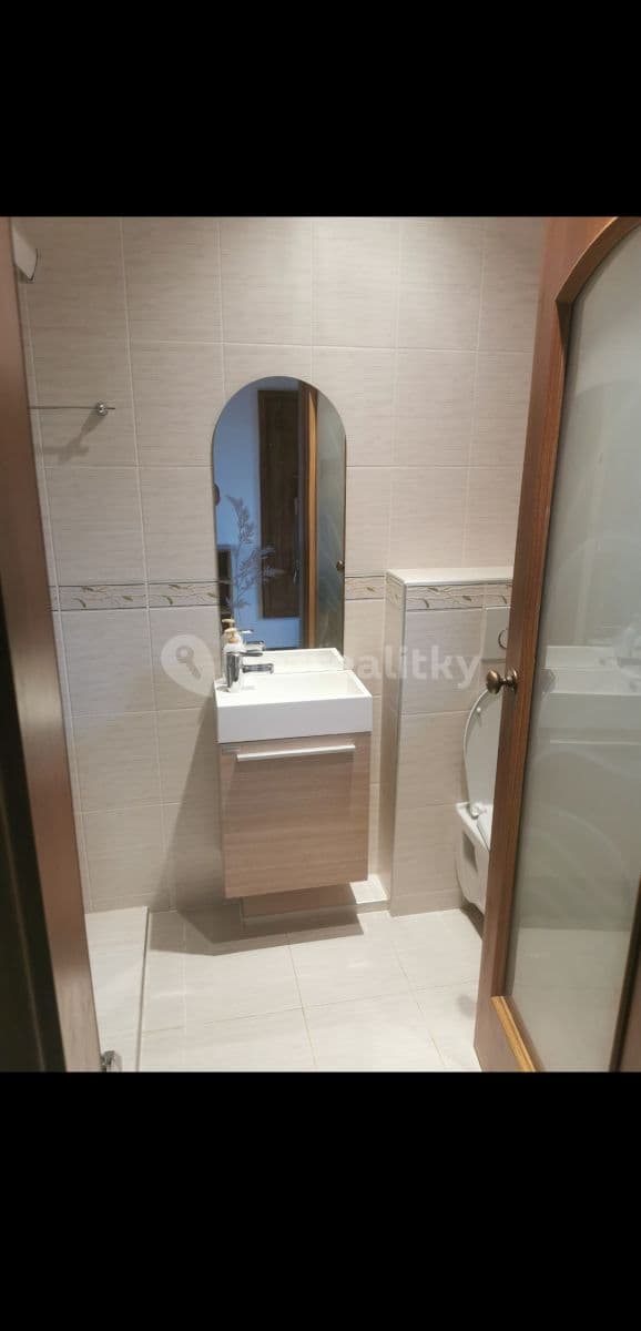 Studio flat to rent, 25 m², Severní, Zvole, Středočeský Region Studio flat to rent, 25 m², Severní, Zvole, Středočeský Region