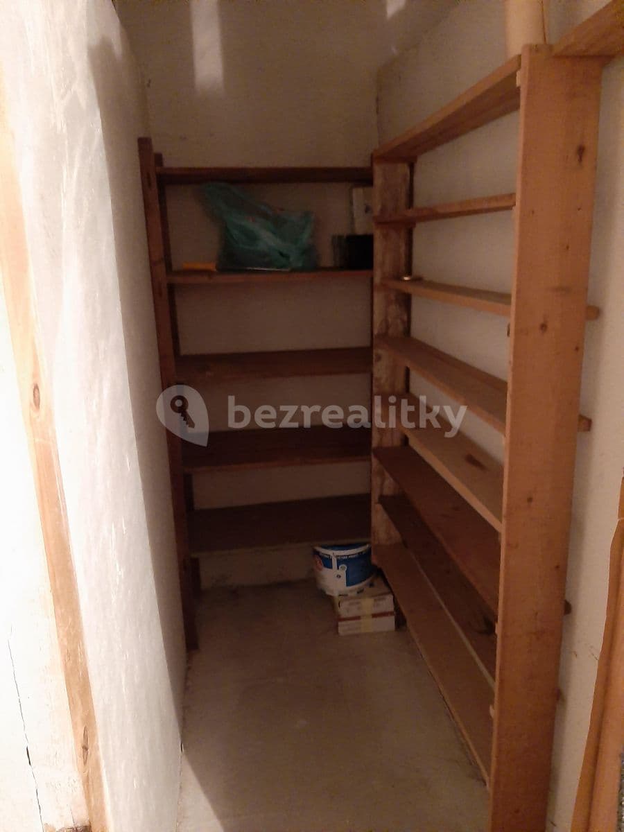 Small studio flat to rent, 30 m², Libušino údolí, Brno, Jihomoravský Region Small studio flat to rent, 30 m², Libušino údolí, Brno, Jihomoravský Region