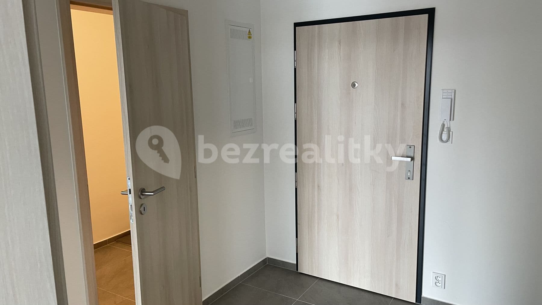 1 bedroom with open-plan kitchen flat to rent, 59 m², Brandýs nad Labem-Stará Boleslav, Středočeský Region 1 bedroom with open-plan kitchen flat to rent, 59 m², Brandýs nad Labem-Stará Boleslav, Středočeský Region