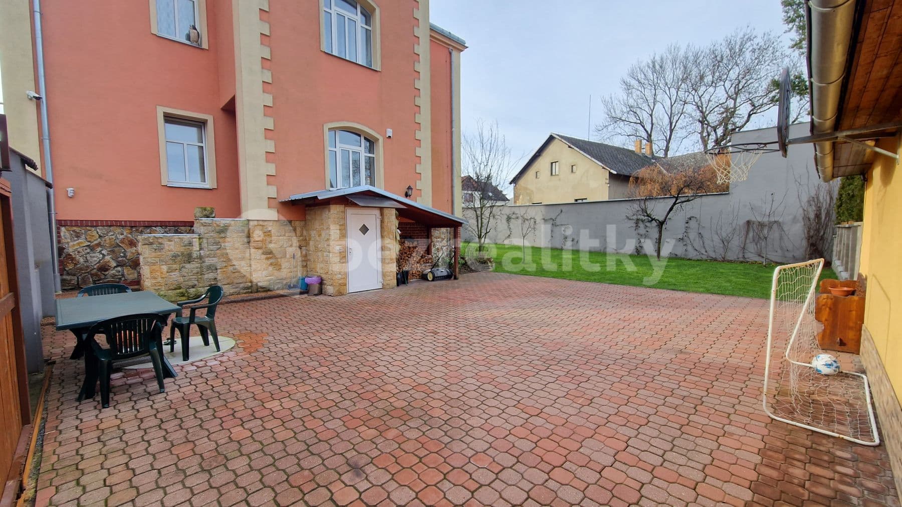 house for sale, 360 m², Přátelství, Prague, Prague