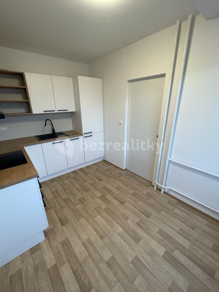 1 bedroom flat to rent, 37 m², Hurbanova, Prague, Prague 1 bedroom flat to rent, 37 m², Hurbanova, Prague, Prague