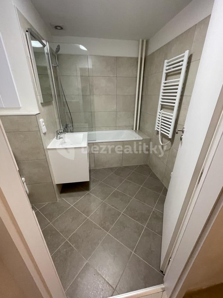 1 bedroom flat to rent, 37 m², Hurbanova, Prague, Prague 1 bedroom flat to rent, 37 m², Hurbanova, Prague, Prague