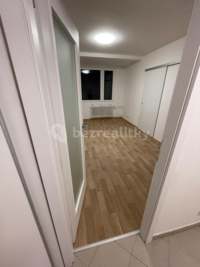 1 bedroom flat to rent, 37 m², Hurbanova, Prague, Prague 1 bedroom flat to rent, 37 m², Hurbanova, Prague, Prague