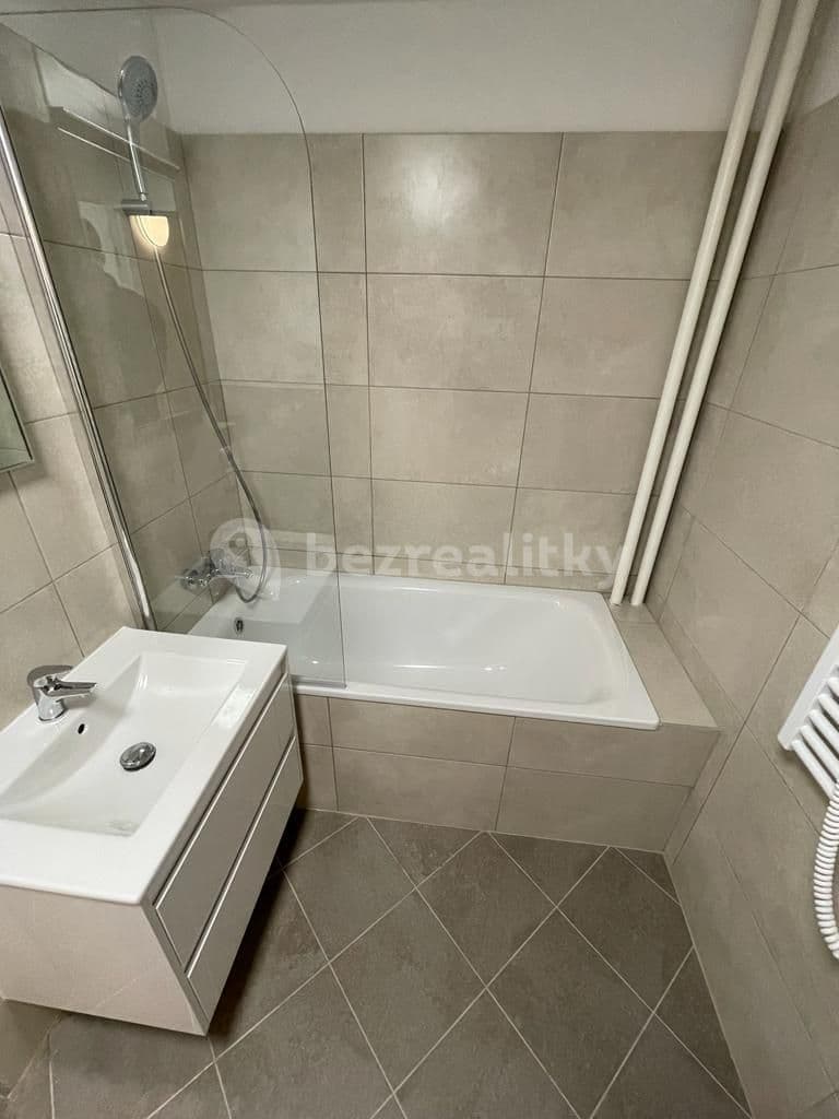 1 bedroom flat to rent, 37 m², Hurbanova, Prague, Prague 1 bedroom flat to rent, 37 m², Hurbanova, Prague, Prague