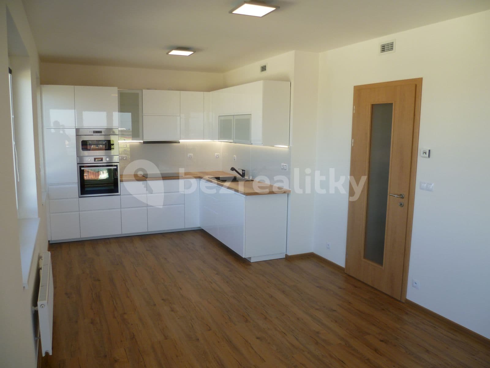 1 bedroom with open-plan kitchen flat to rent, 58 m², Do Zahrádek Ⅰ, Prague, Prague 1 bedroom with open-plan kitchen flat to rent, 58 m², Do Zahrádek Ⅰ, Prague, Prague