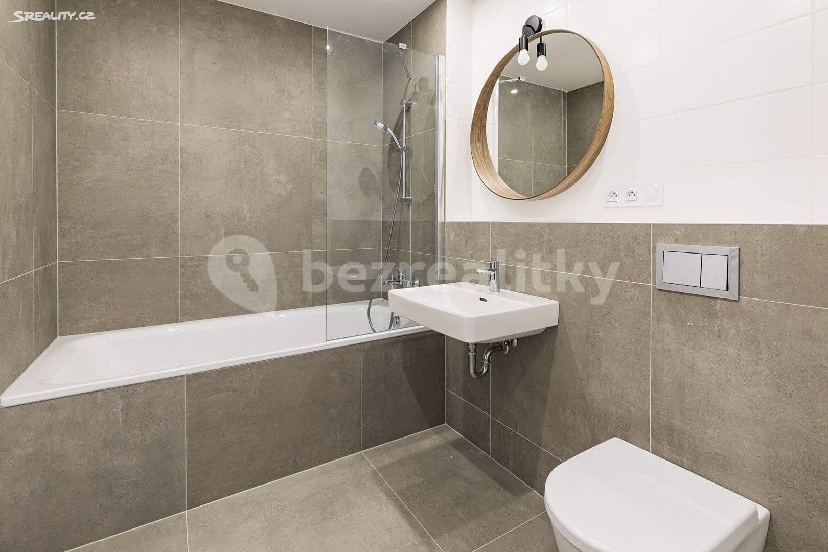 3 bedroom with open-plan kitchen flat to rent, 107 m², Walterovo náměstí, Prague, Prague 3 bedroom with open-plan kitchen flat to rent, 107 m², Walterovo náměstí, Prague, Prague