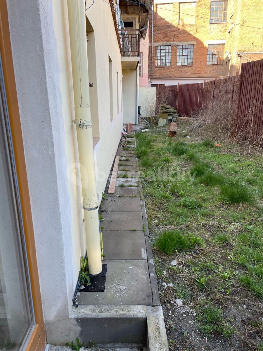 1 bedroom with open-plan kitchen flat to rent, 41 m², Sušilovo náměstí, Rousínov, Jihomoravský Region 1 bedroom with open-plan kitchen flat to rent, 41 m², Sušilovo náměstí, Rousínov, Jihomoravský Region