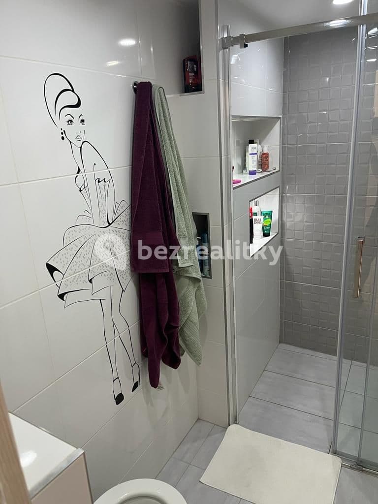 2 bedroom flat to rent, 38 m², Zenklova, Prague, Prague 2 bedroom flat to rent, 38 m², Zenklova, Prague, Prague