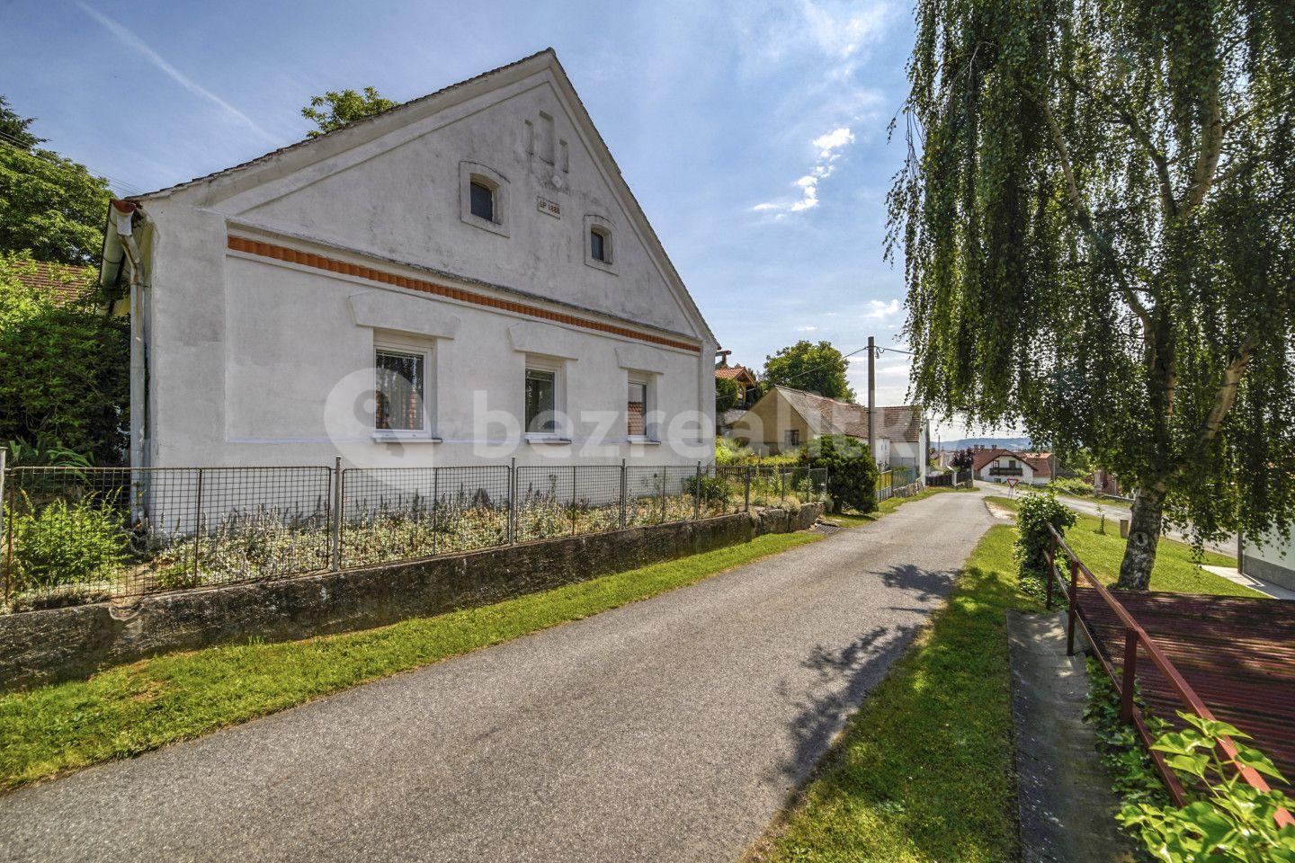 house for sale, 180 m², Břežany, Plzeňský Region