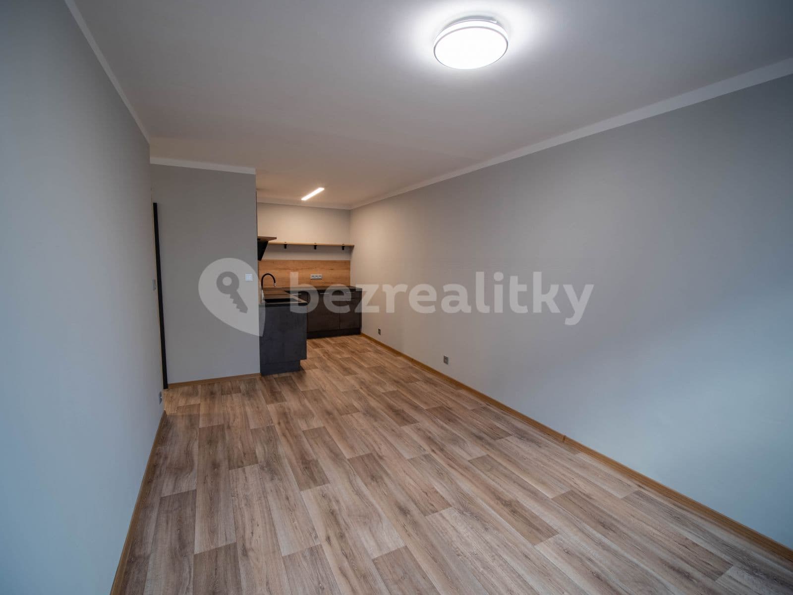 1 bedroom with open-plan kitchen flat to rent, 49 m², Vánková, Prague, Prague 1 bedroom with open-plan kitchen flat to rent, 49 m², Vánková, Prague, Prague