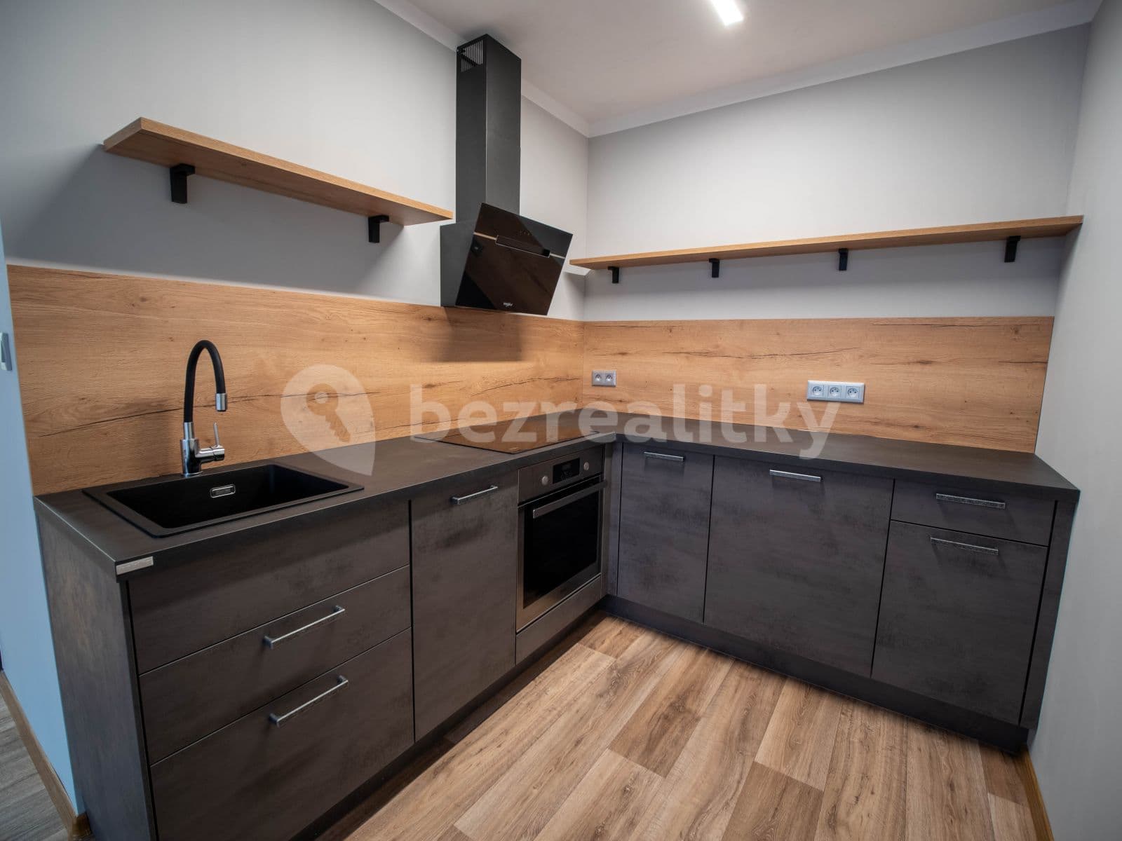 1 bedroom with open-plan kitchen flat to rent, 49 m², Vánková, Prague, Prague 1 bedroom with open-plan kitchen flat to rent, 49 m², Vánková, Prague, Prague