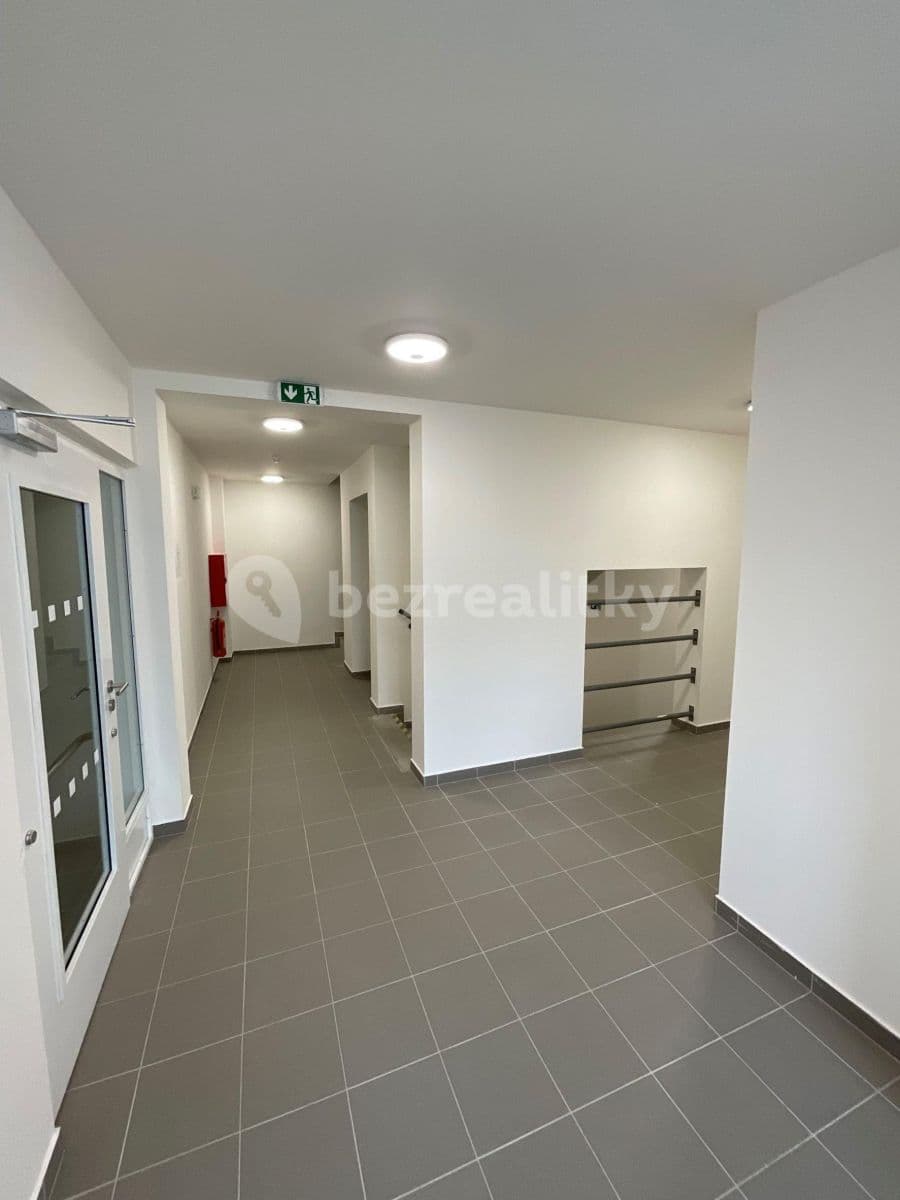 1 bedroom with open-plan kitchen flat to rent, 52 m², Jihlava, Vysočina Region 1 bedroom with open-plan kitchen flat to rent, 52 m², Jihlava, Vysočina Region