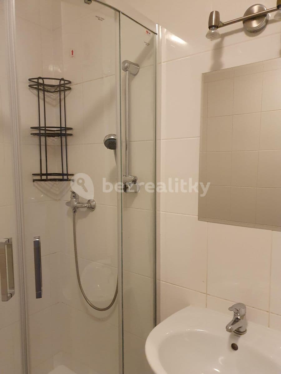 2 bedroom flat to rent, 66 m², Cihlářova, Prague, Prague 2 bedroom flat to rent, 66 m², Cihlářova, Prague, Prague
