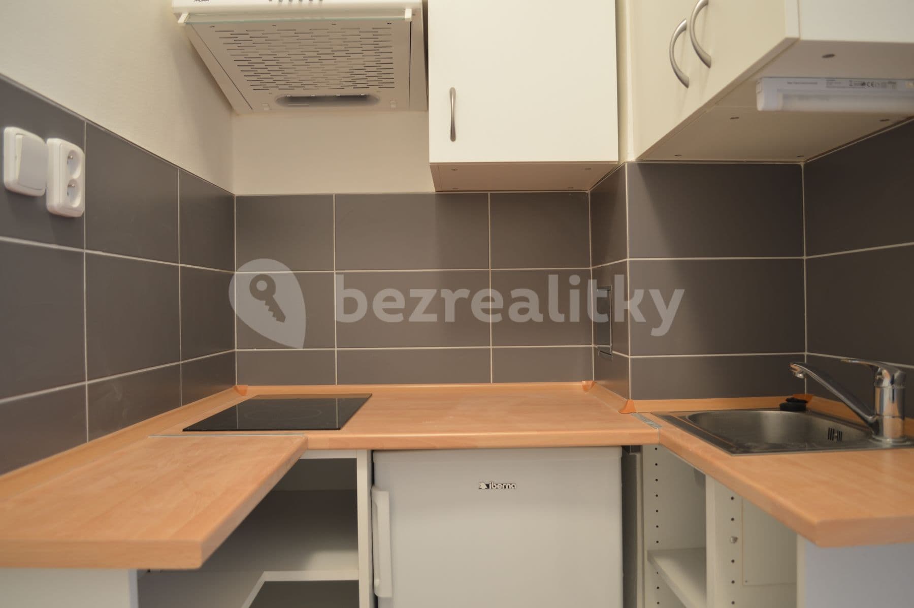 Studio flat to rent, 30 m², Přemyslovská, Prague, Prague Studio flat to rent, 30 m², Přemyslovská, Prague, Prague