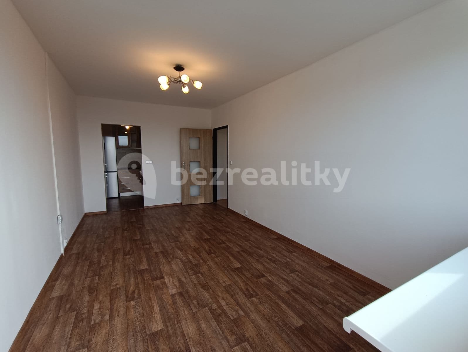 1 bedroom with open-plan kitchen flat to rent, 43 m², Famfulíkova, Prague, Prague 1 bedroom with open-plan kitchen flat to rent, 43 m², Famfulíkova, Prague, Prague