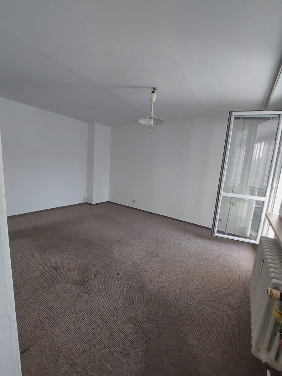 1 bedroom flat to rent, 34 m², Vodárenská, Kladno, Středočeský Region 1 bedroom flat to rent, 34 m², Vodárenská, Kladno, Středočeský Region