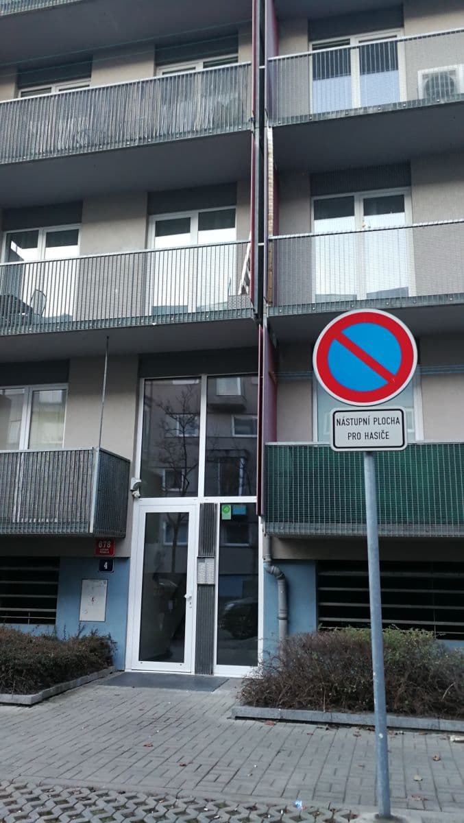 1 bedroom with open-plan kitchen flat to rent, 54 m², Chotěšovská, Prague, Prague 1 bedroom with open-plan kitchen flat to rent, 54 m², Chotěšovská, Prague, Prague