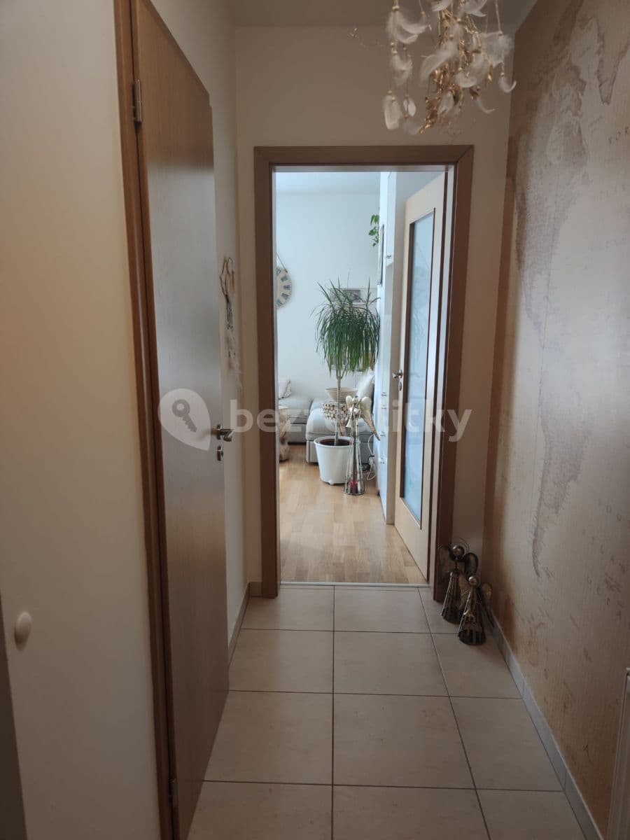 1 bedroom flat to rent, 33 m², Wiesenthalova, Prague, Prague 1 bedroom flat to rent, 33 m², Wiesenthalova, Prague, Prague