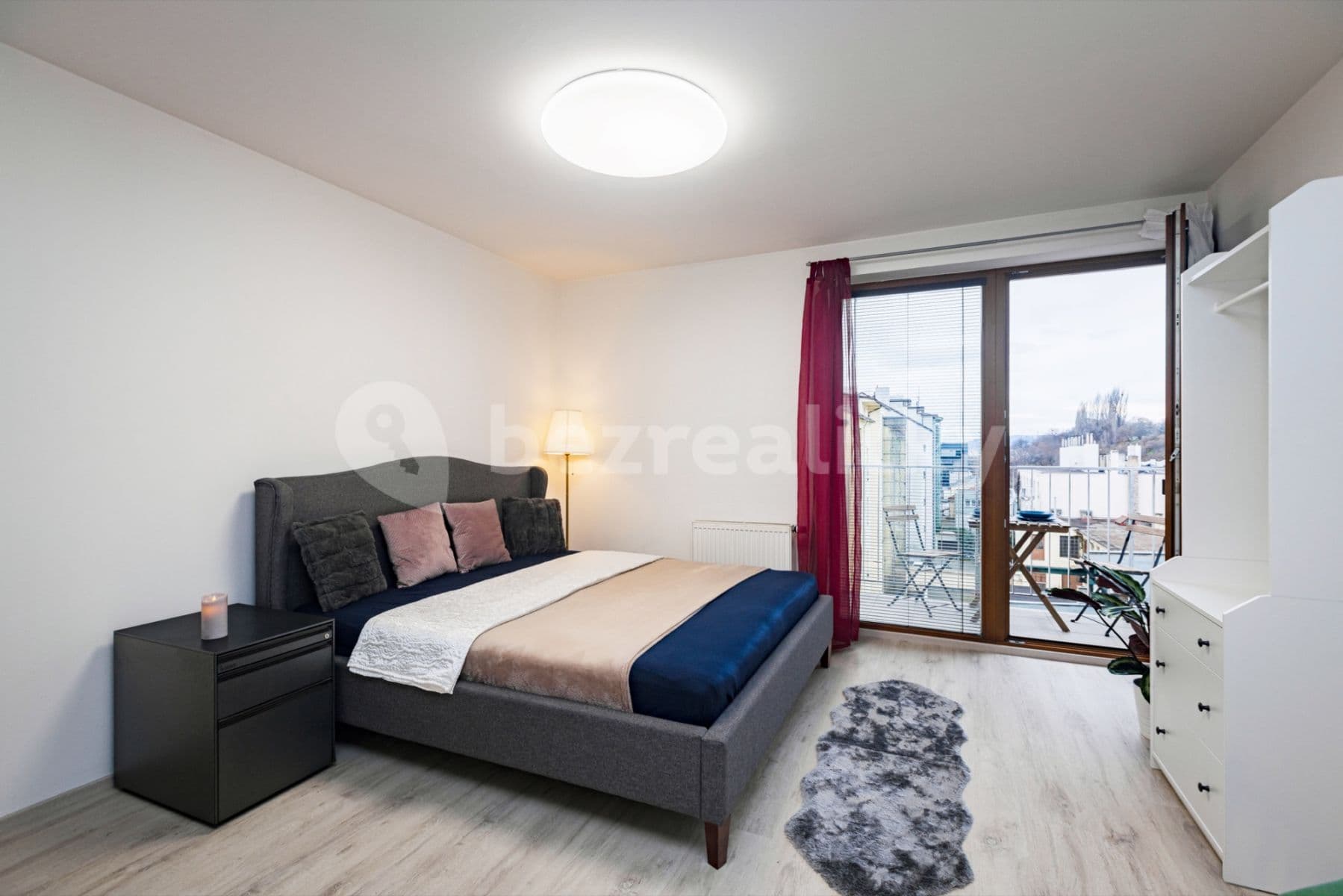 Studio flat to rent, 30 m², Kališnická, Prague, Prague Studio flat to rent, 30 m², Kališnická, Prague, Prague