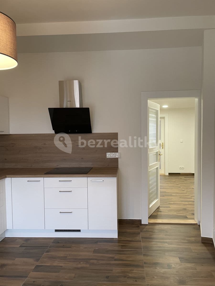 3 bedroom flat to rent, 90 m², Norská, Prague, Prague 3 bedroom flat to rent, 90 m², Norská, Prague, Prague