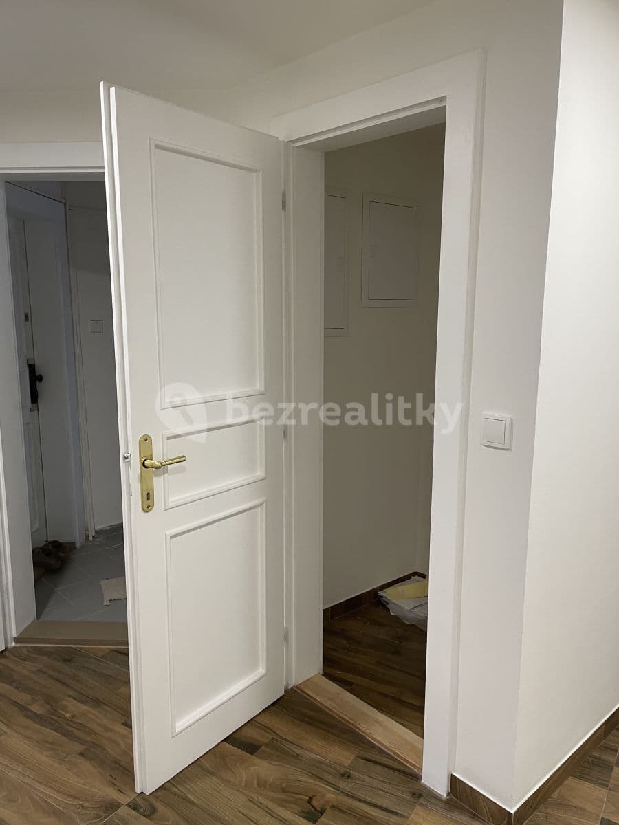 3 bedroom flat to rent, 90 m², Norská, Prague, Prague 3 bedroom flat to rent, 90 m², Norská, Prague, Prague