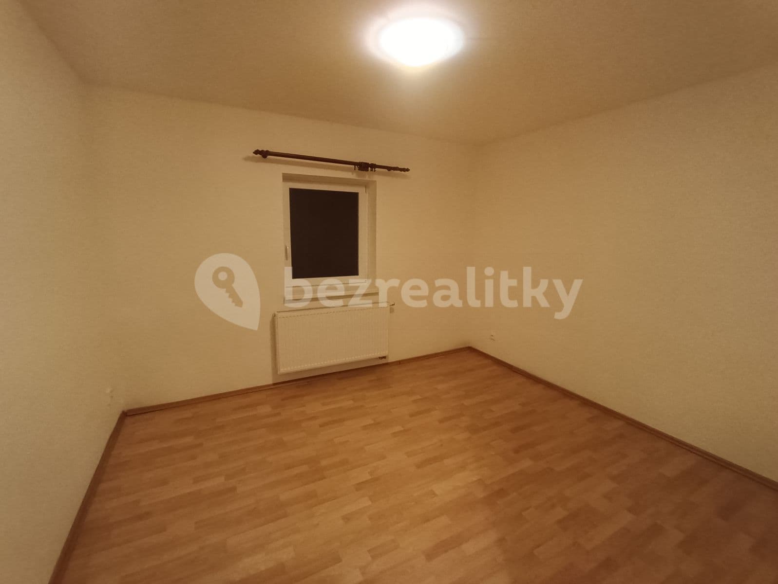 1 bedroom with open-plan kitchen flat to rent, 65 m², Révová, Plzeň, Plzeňský Region 1 bedroom with open-plan kitchen flat to rent, 65 m², Révová, Plzeň, Plzeňský Region