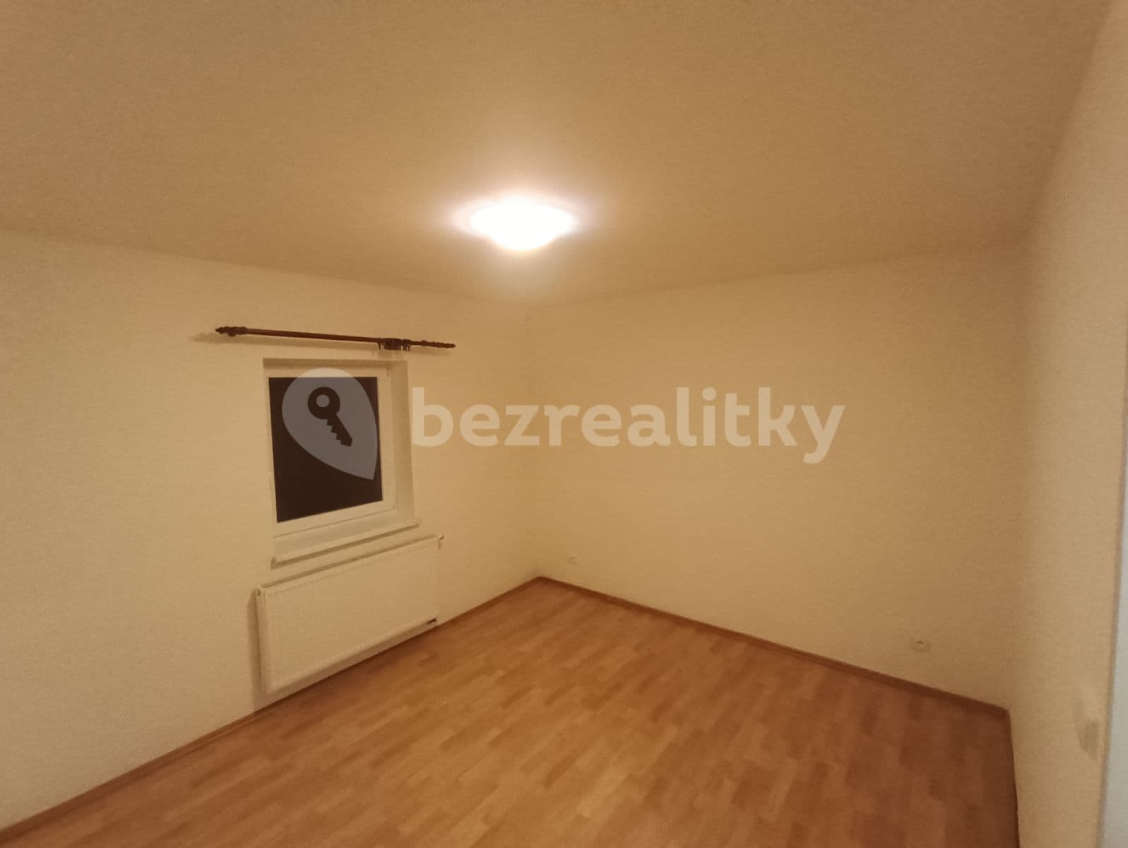 1 bedroom with open-plan kitchen flat to rent, 65 m², Révová, Plzeň, Plzeňský Region 1 bedroom with open-plan kitchen flat to rent, 65 m², Révová, Plzeň, Plzeňský Region