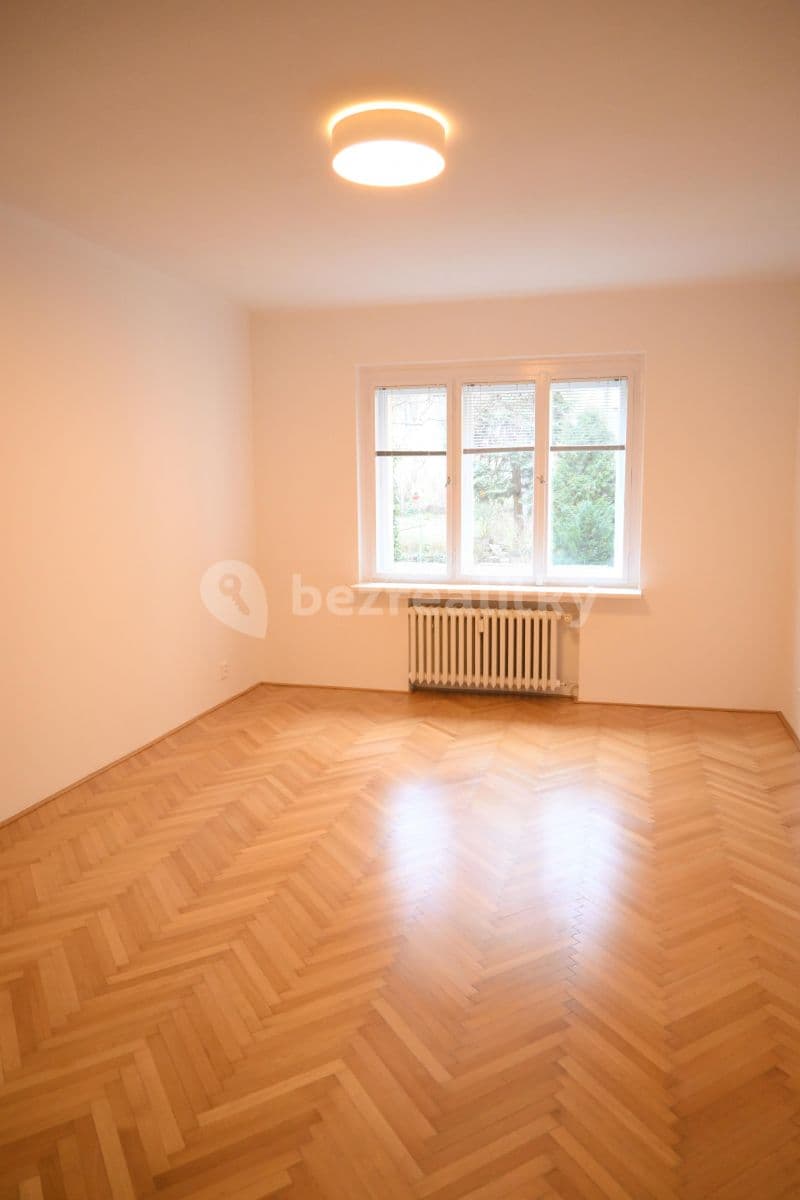 2 bedroom flat to rent, 85 m², Tolstého, Prague, Prague 2 bedroom flat to rent, 85 m², Tolstého, Prague, Prague