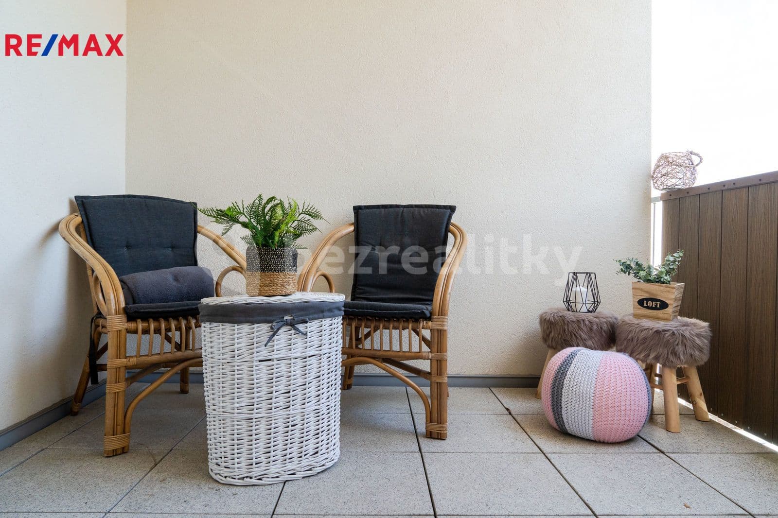 1 bedroom with open-plan kitchen flat to rent, 76 m², Na Návsi, Zbuzany, Středočeský Region 1 bedroom with open-plan kitchen flat to rent, 76 m², Na Návsi, Zbuzany, Středočeský Region