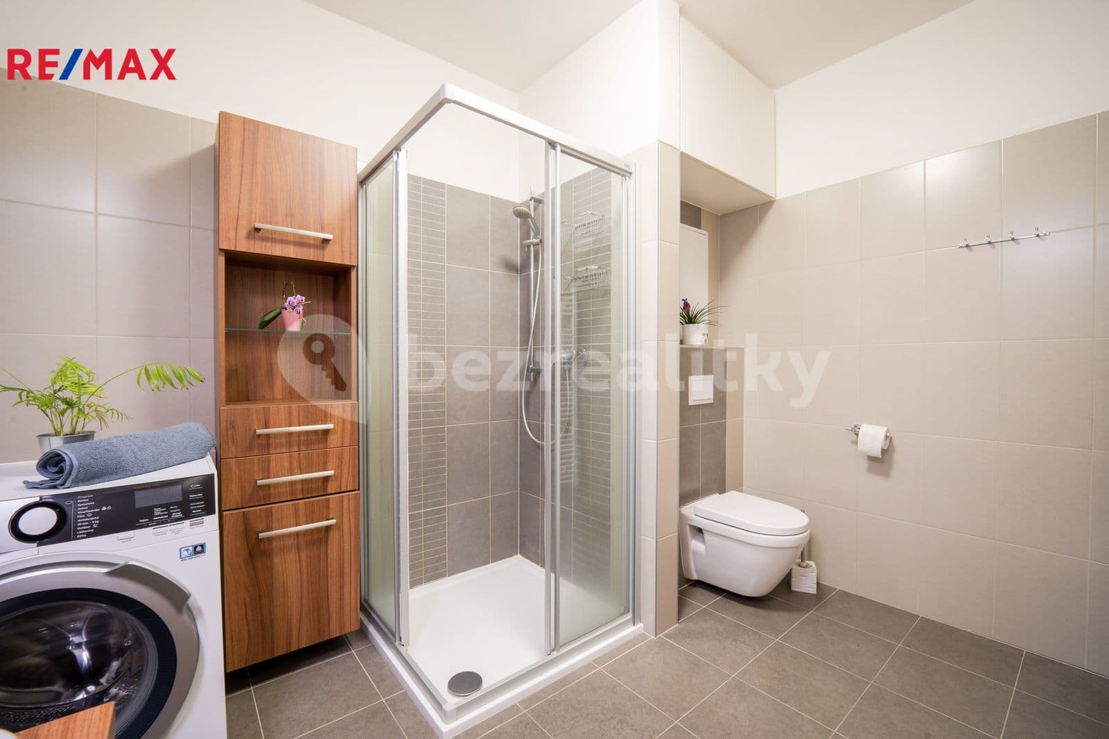 1 bedroom with open-plan kitchen flat to rent, 76 m², Na Návsi, Zbuzany, Středočeský Region 1 bedroom with open-plan kitchen flat to rent, 76 m², Na Návsi, Zbuzany, Středočeský Region