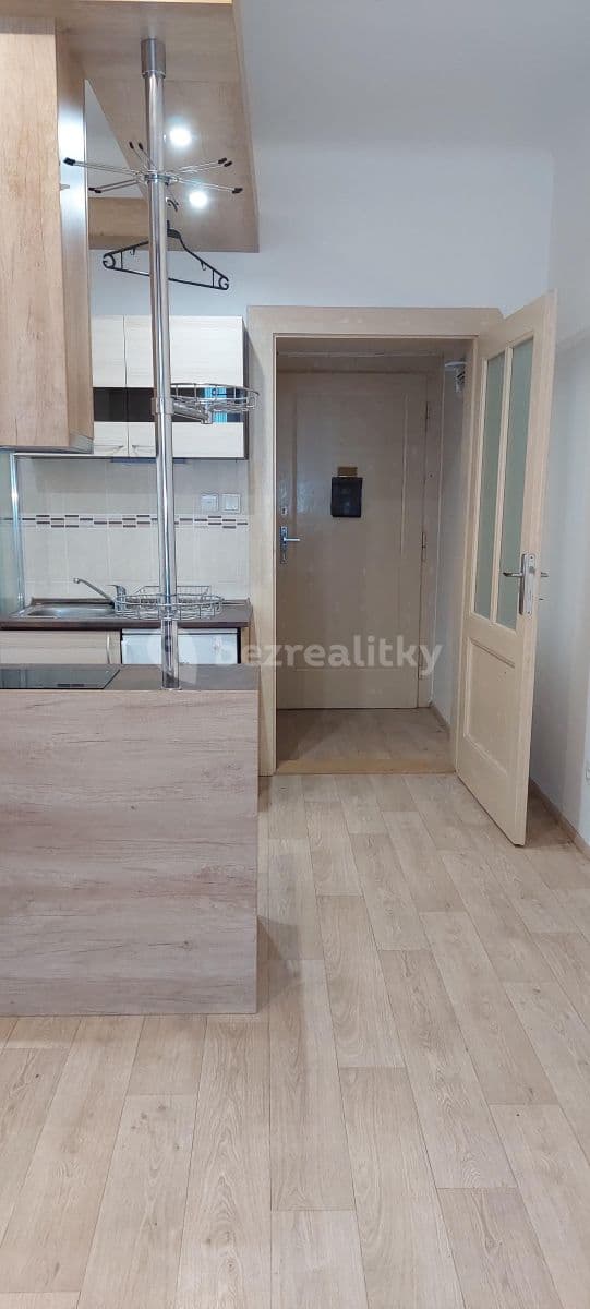 Small studio flat to rent, 20 m², Rečkova, Prague, Prague Small studio flat to rent, 20 m², Rečkova, Prague, Prague
