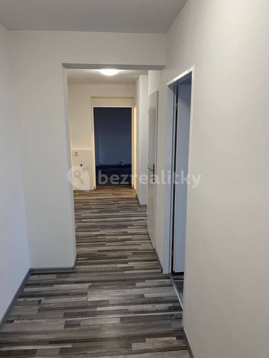 2 bedroom with open-plan kitchen flat to rent, 69 m², Litevská, Kladno, Středočeský Region 2 bedroom with open-plan kitchen flat to rent, 69 m², Litevská, Kladno, Středočeský Region