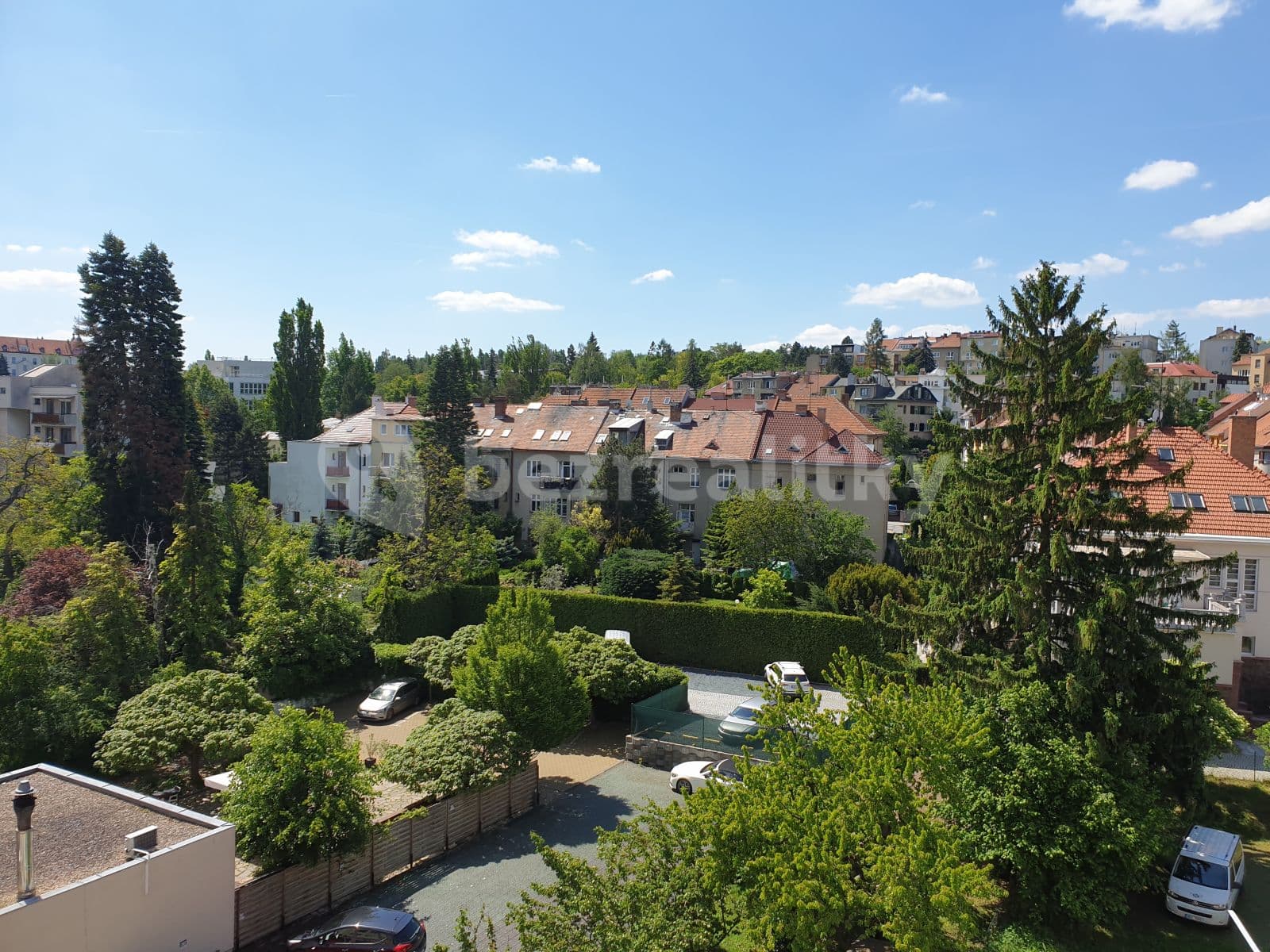 1 bedroom with open-plan kitchen flat to rent, 68 m², Veveří, Brno, Jihomoravský Region 1 bedroom with open-plan kitchen flat to rent, 68 m², Veveří, Brno, Jihomoravský Region