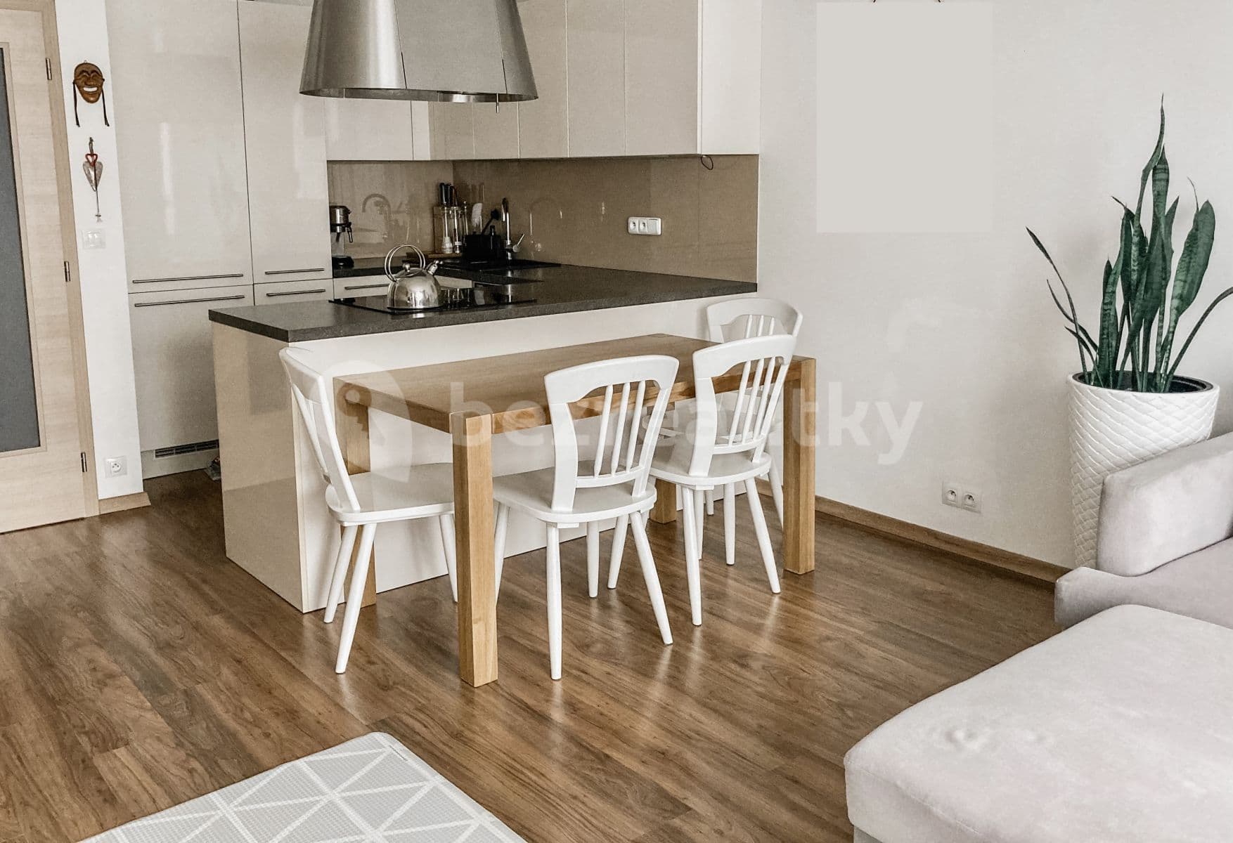 1 bedroom with open-plan kitchen flat to rent, 60 m², Sousedíkova, Prague, Prague 1 bedroom with open-plan kitchen flat to rent, 60 m², Sousedíkova, Prague, Prague