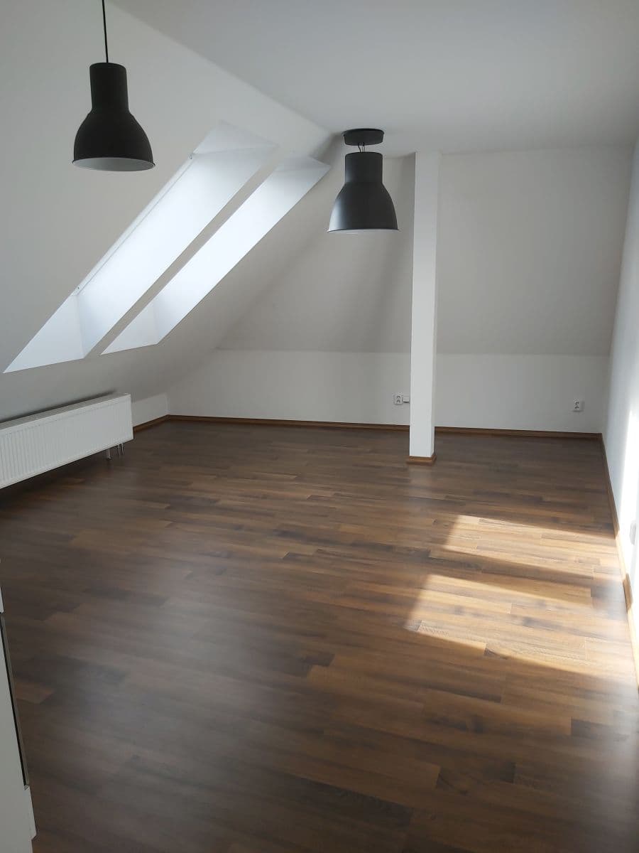 Studio flat to rent, 36 m², Kotnovská, Tábor, Jihočeský Region Studio flat to rent, 36 m², Kotnovská, Tábor, Jihočeský Region