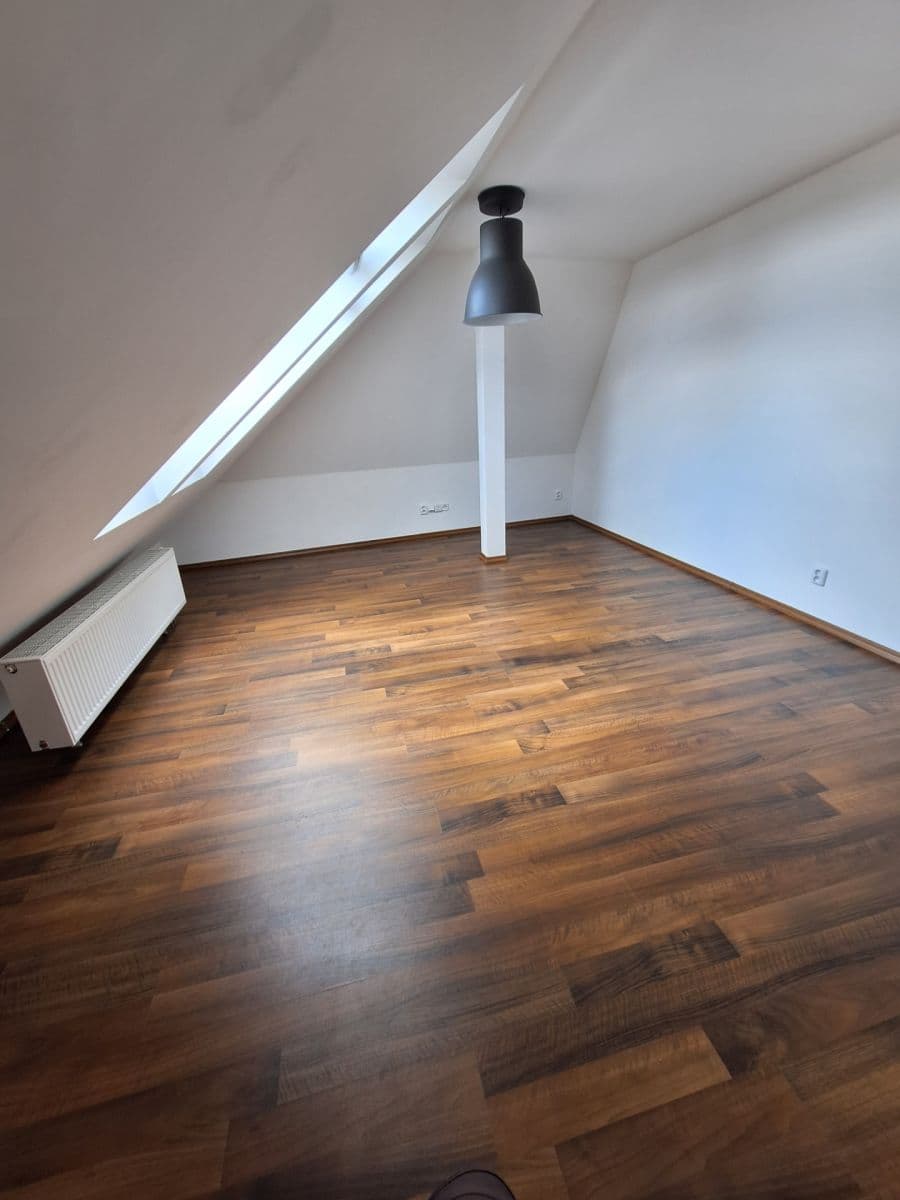 Studio flat to rent, 36 m², Kotnovská, Tábor, Jihočeský Region Studio flat to rent, 36 m², Kotnovská, Tábor, Jihočeský Region