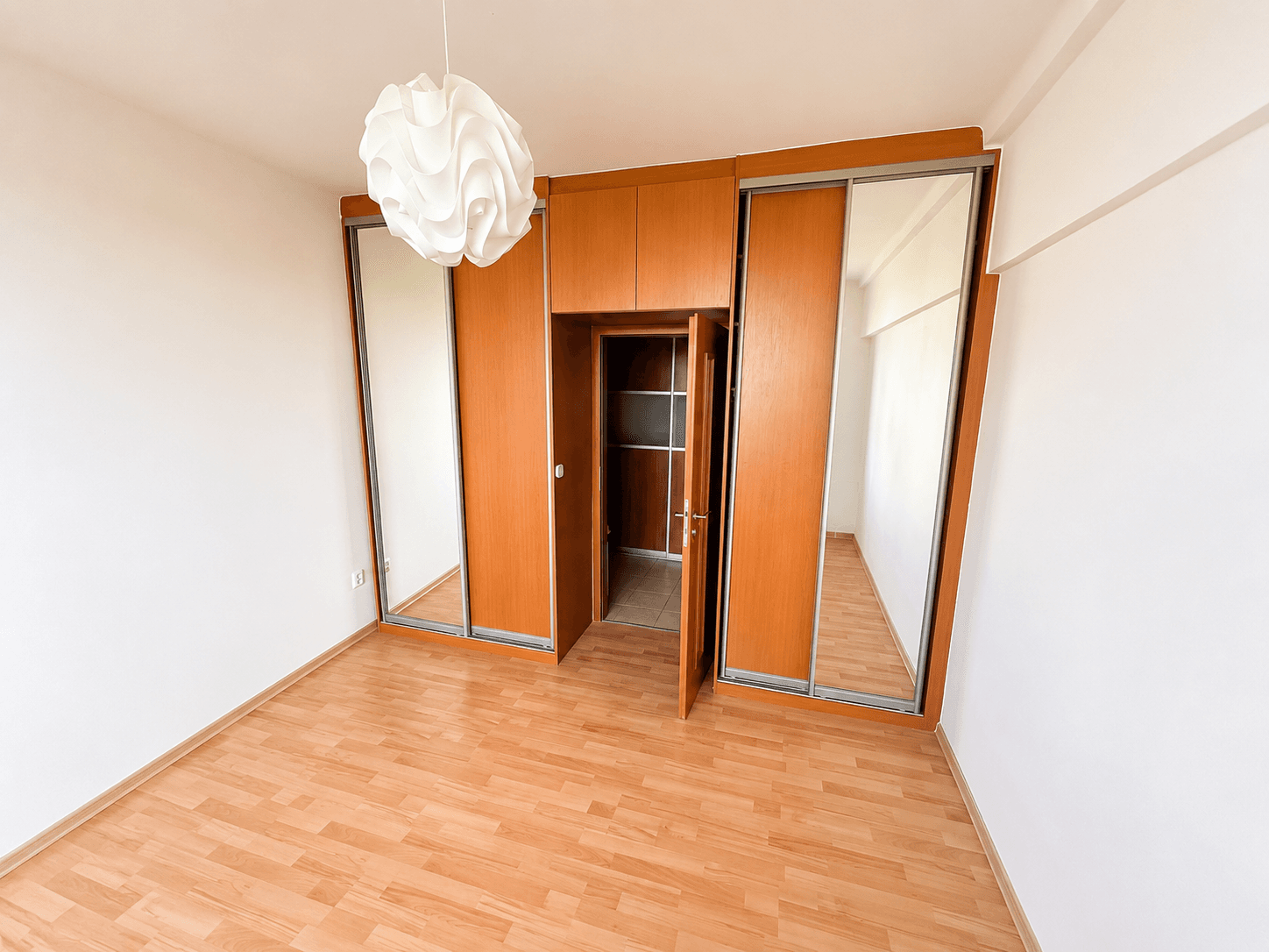 2 bedroom with open-plan kitchen flat to rent, 57 m², Vrchlického, Kladno, Středočeský Region 2 bedroom with open-plan kitchen flat to rent, 57 m², Vrchlického, Kladno, Středočeský Region