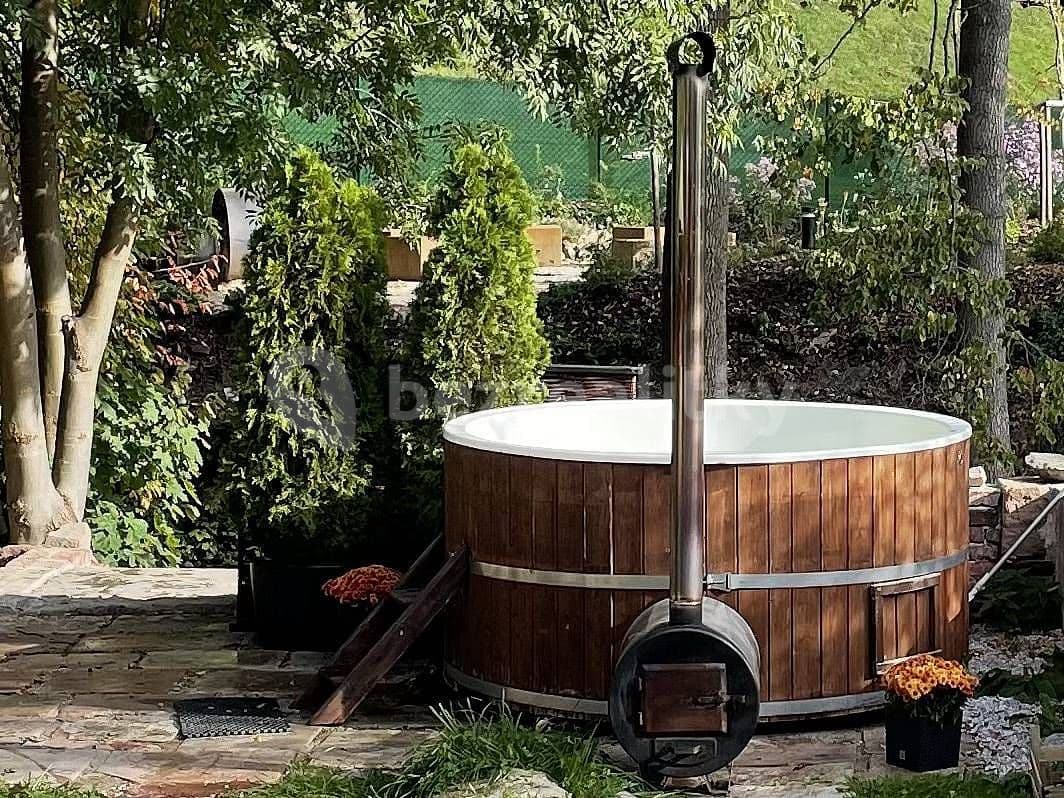 recreational property to rent, 0 m², Černý Důl, Královéhradecký Region recreational property to rent, 0 m², Černý Důl, Královéhradecký Region